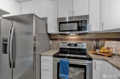 1125 E Olive Street #212, Seattle, WA 98122 - Photo 8