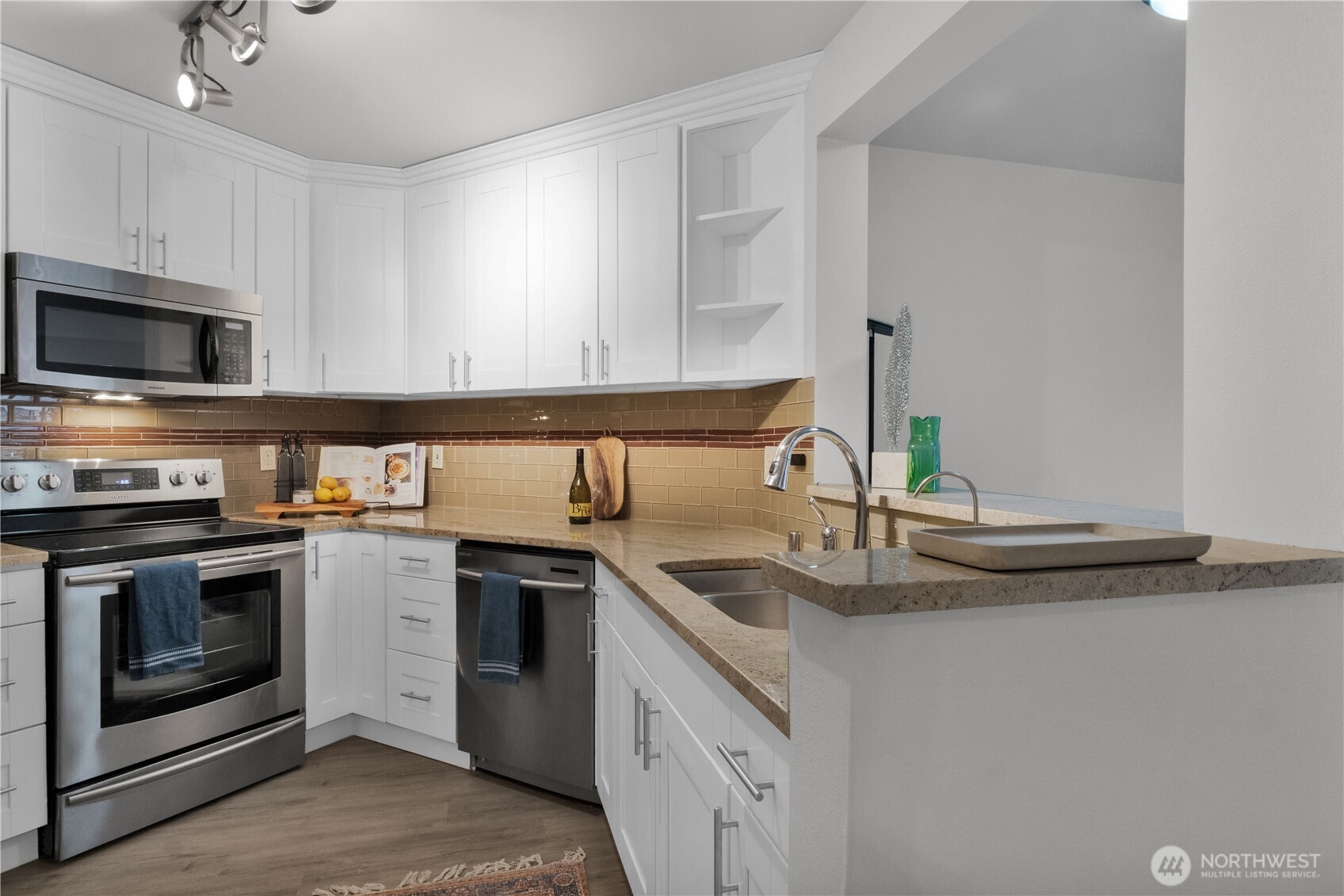 1125 E Olive Street #212, Seattle, WA 98122