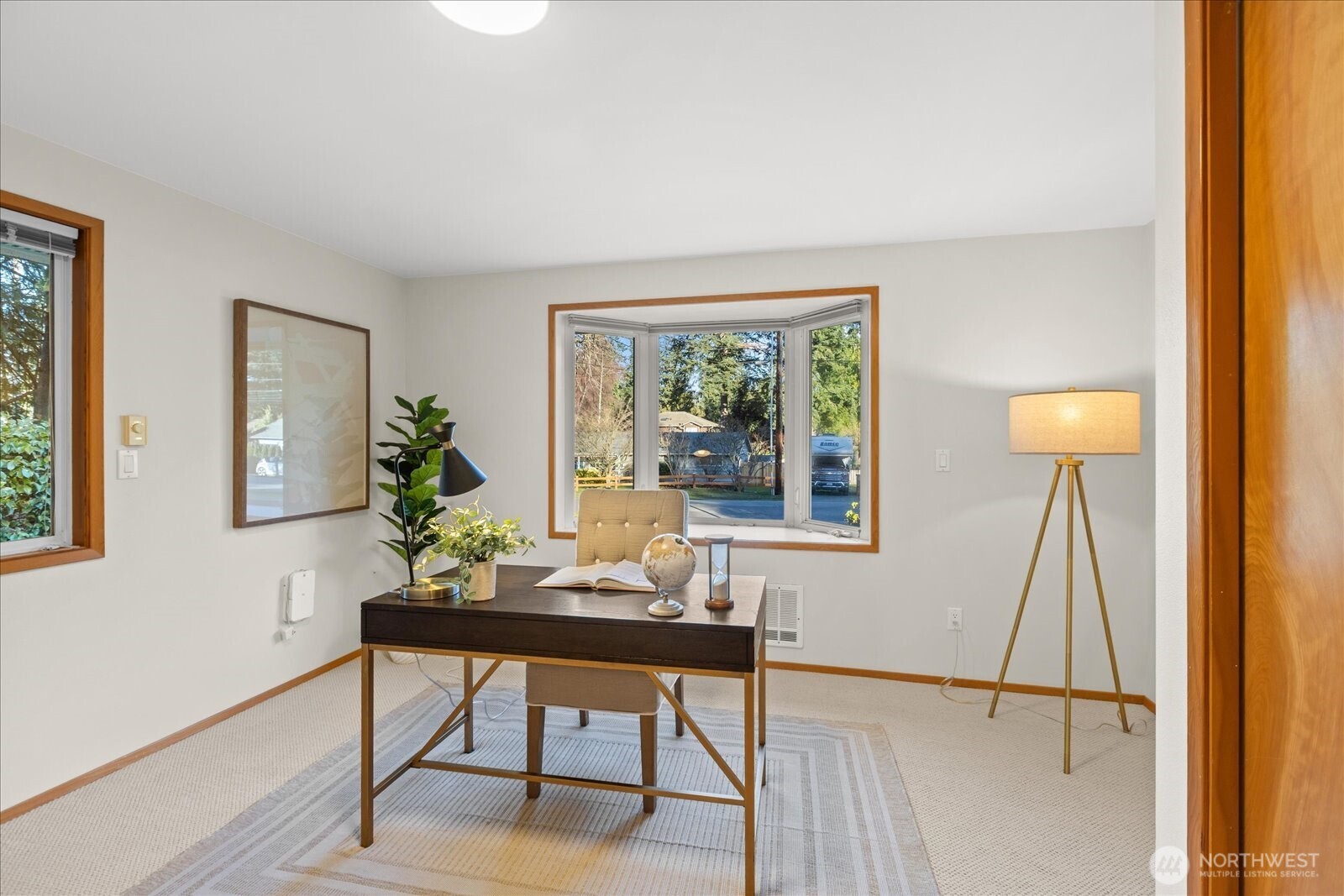 22210 96th Avenue W, Edmonds, WA 98020