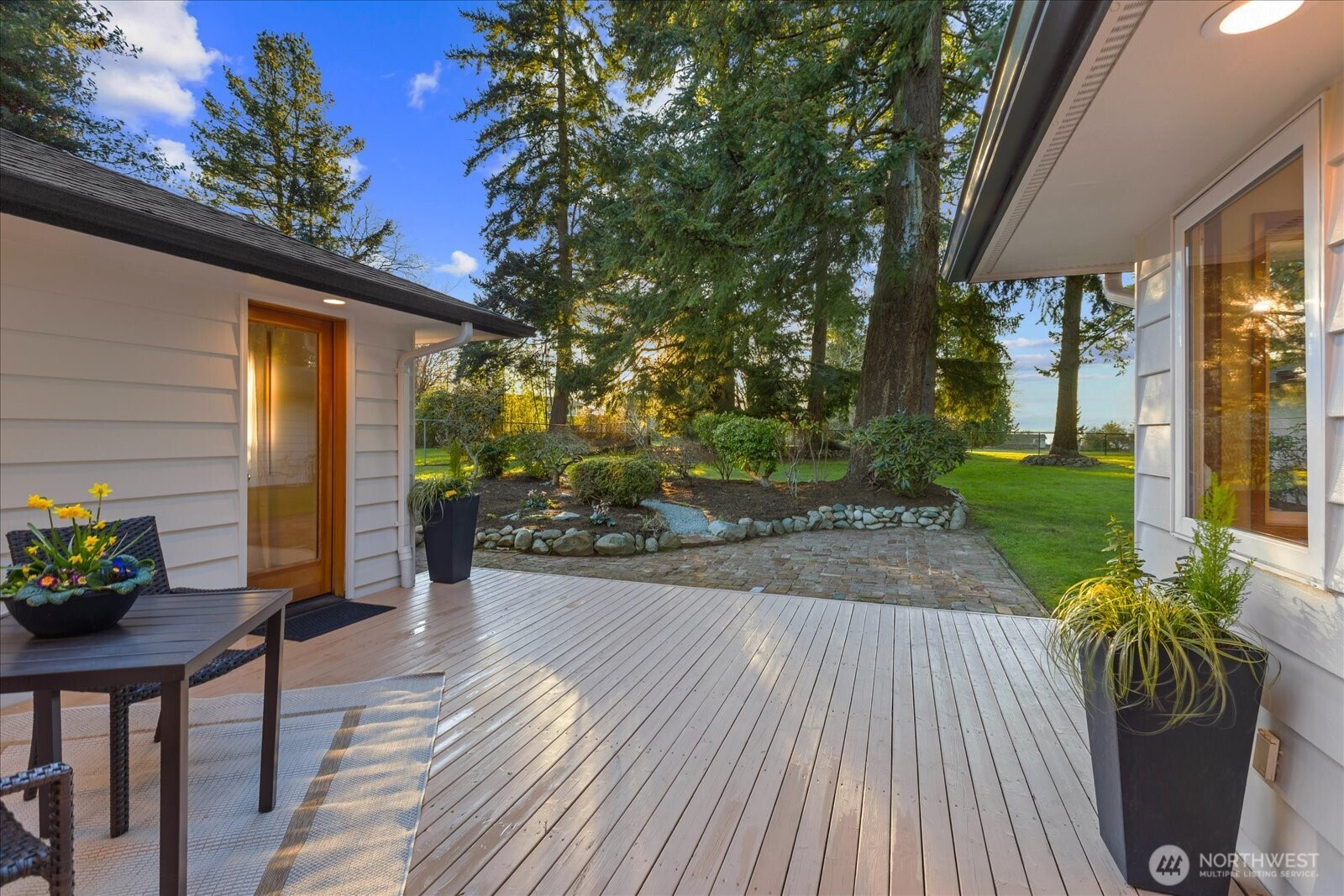 22210 96th Avenue W, Edmonds, WA 98020