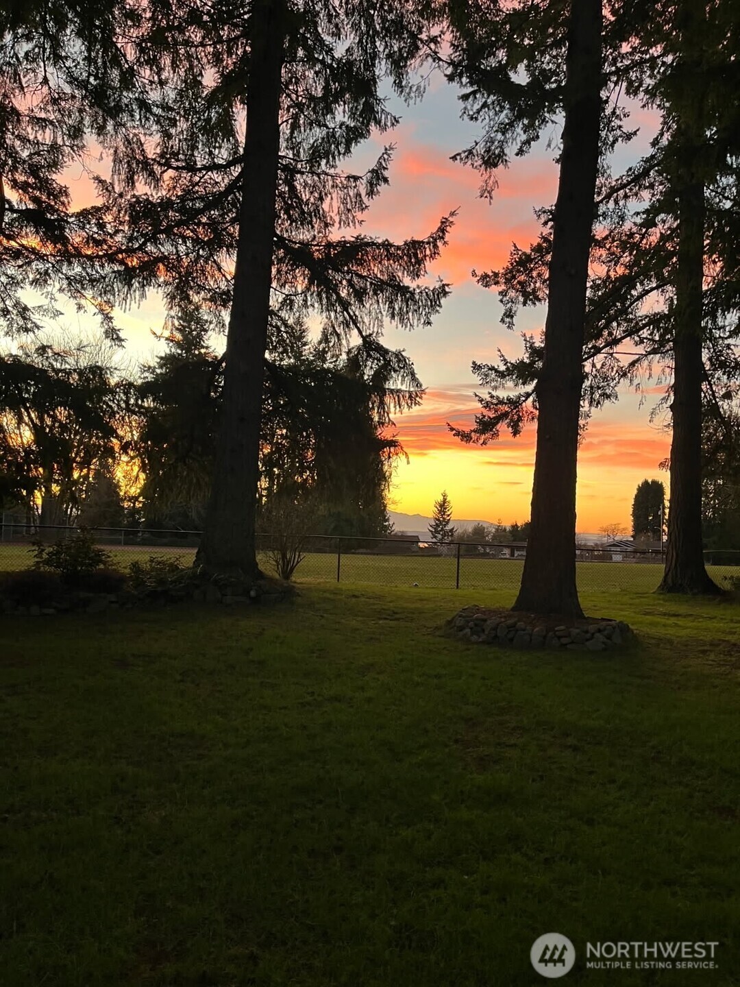 22210 96th Avenue W, Edmonds, WA 98020