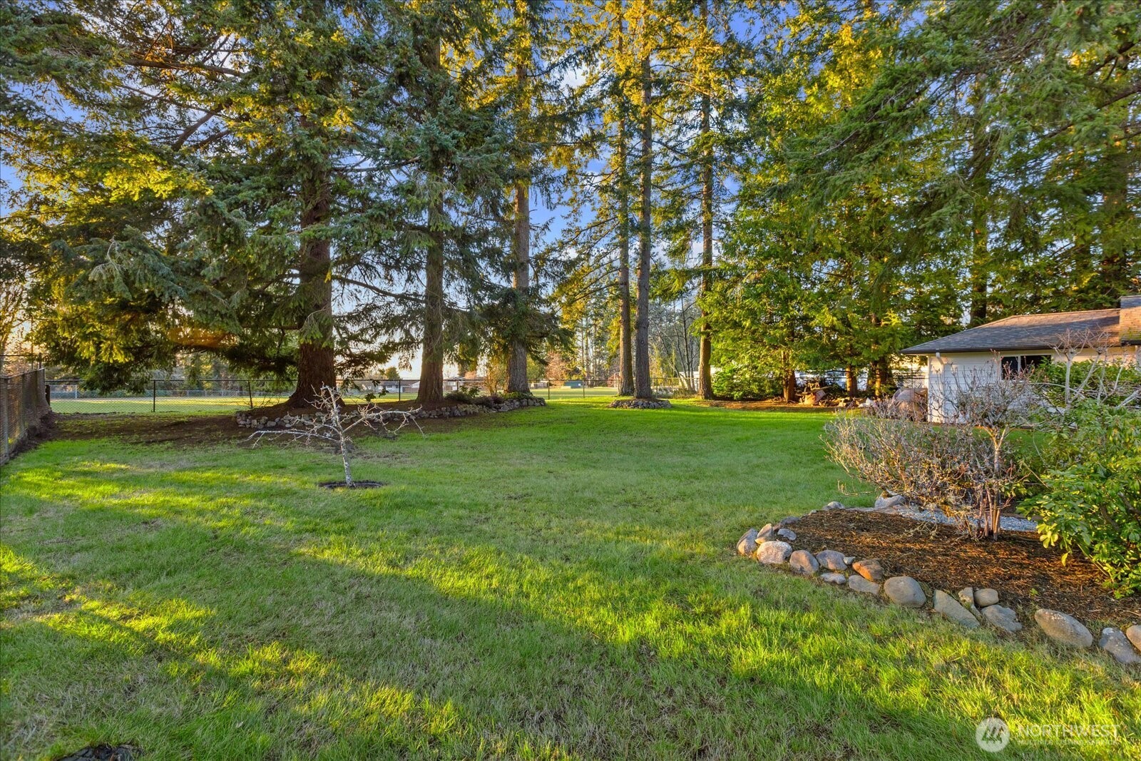 22210 96th Avenue W, Edmonds, WA 98020