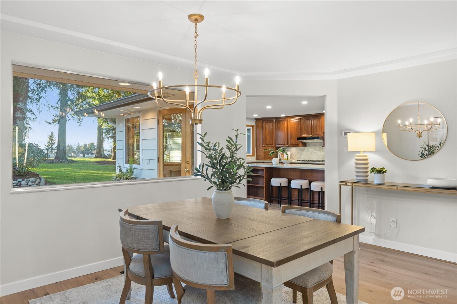 22210 96th Avenue W, Edmonds, WA 98020