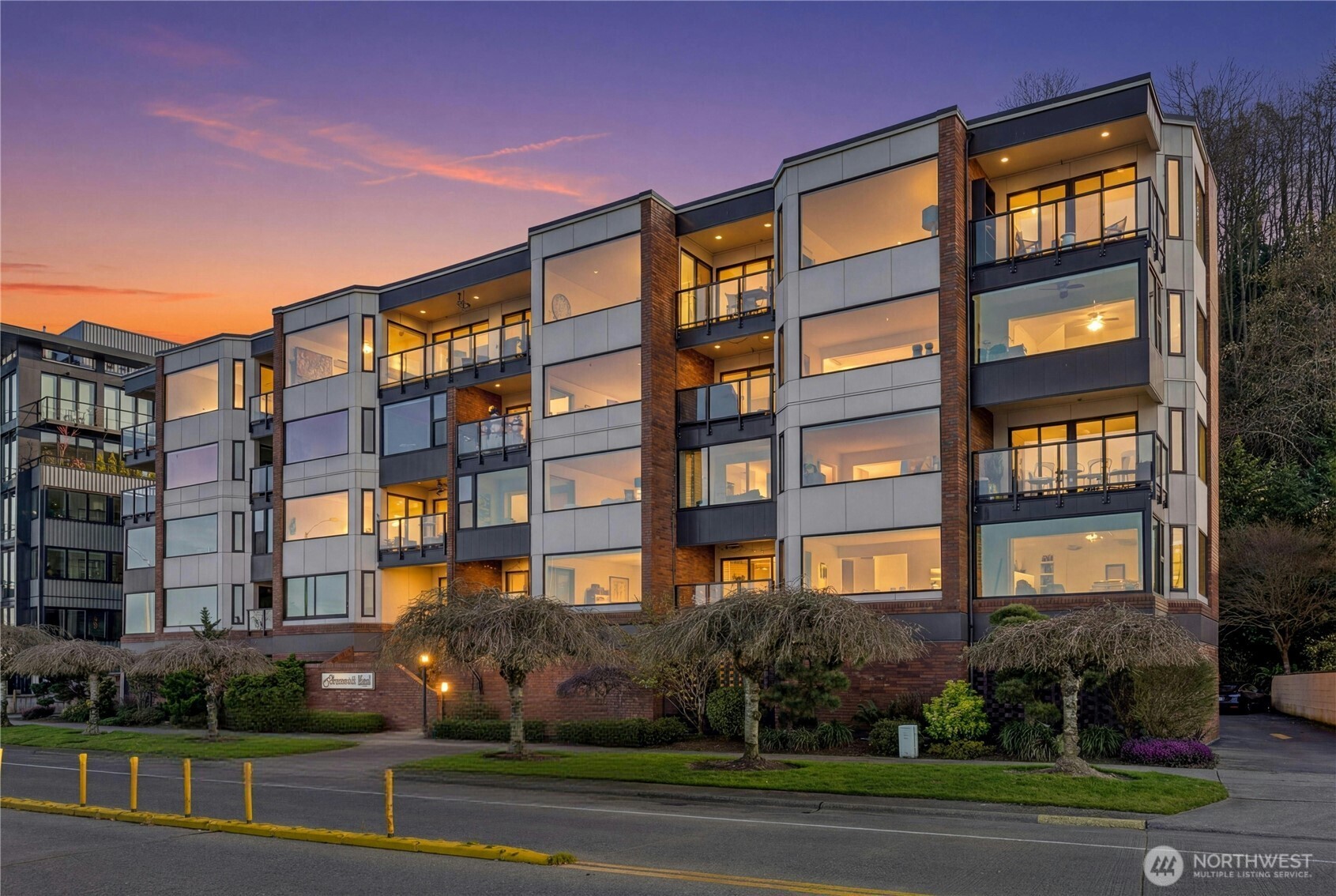 1140 Alki Avenue SW #505, Seattle, WA 98116
