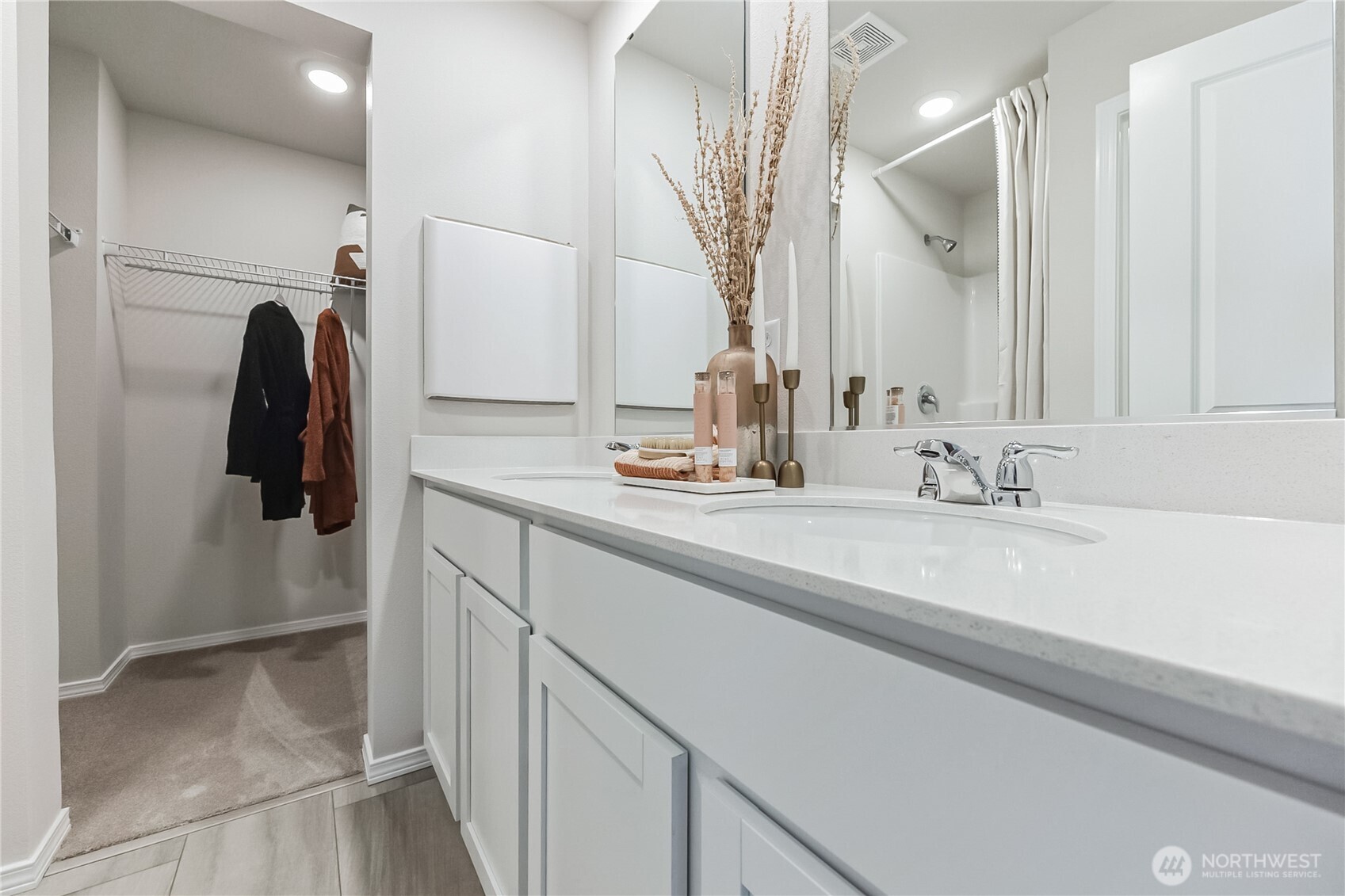 32360 Vine Avenue SE, Black Diamond, WA 98010