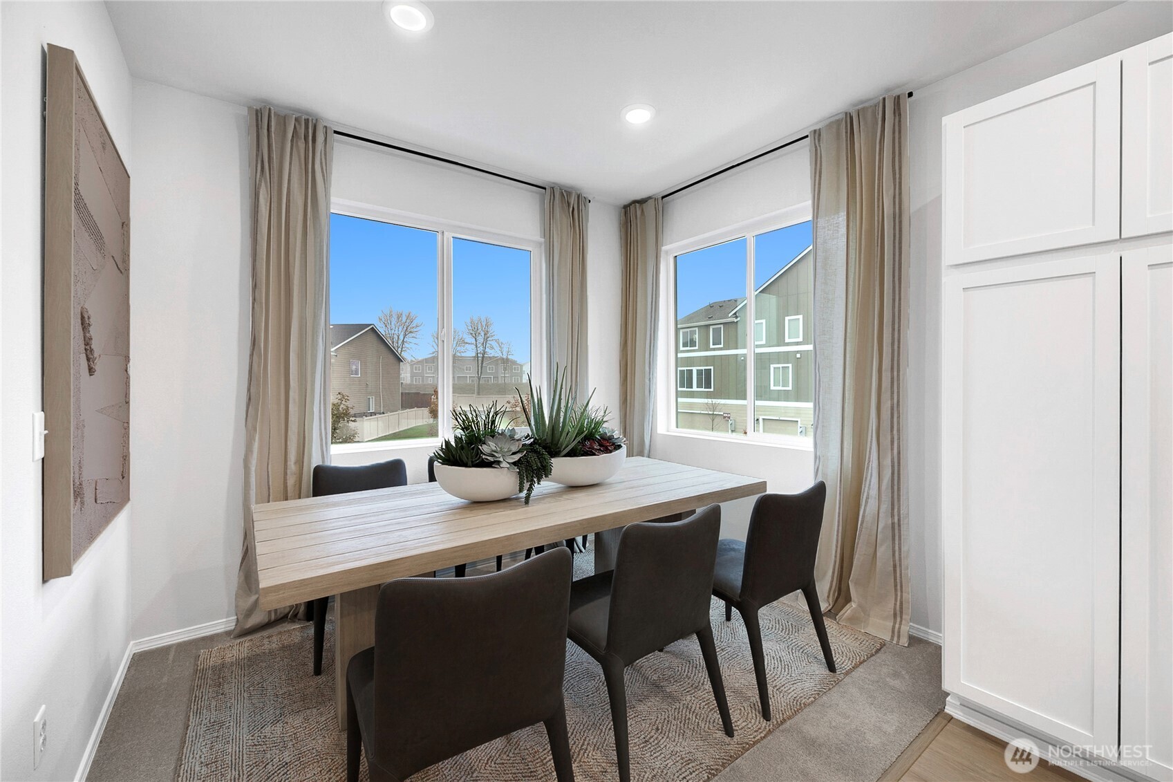 32360 Vine Avenue SE, Black Diamond, WA 98010