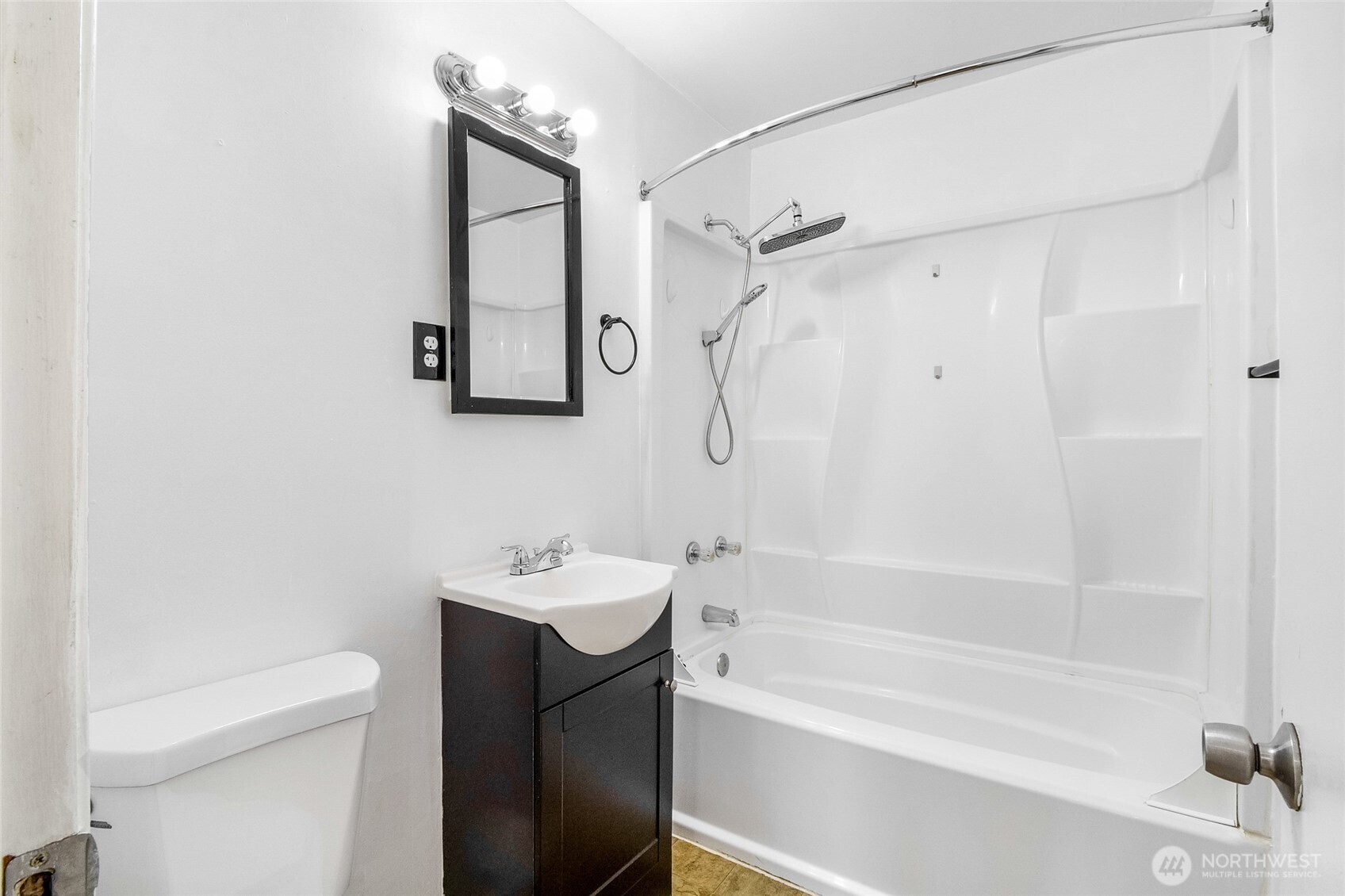 1008 W Bruce Street , Moses Lake, WA 98837