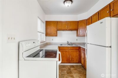 1008 W Bruce Street , Moses Lake, WA 98837 - Photo 8