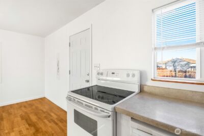 1008 W Bruce Street , Moses Lake, WA 98837 - Photo 10