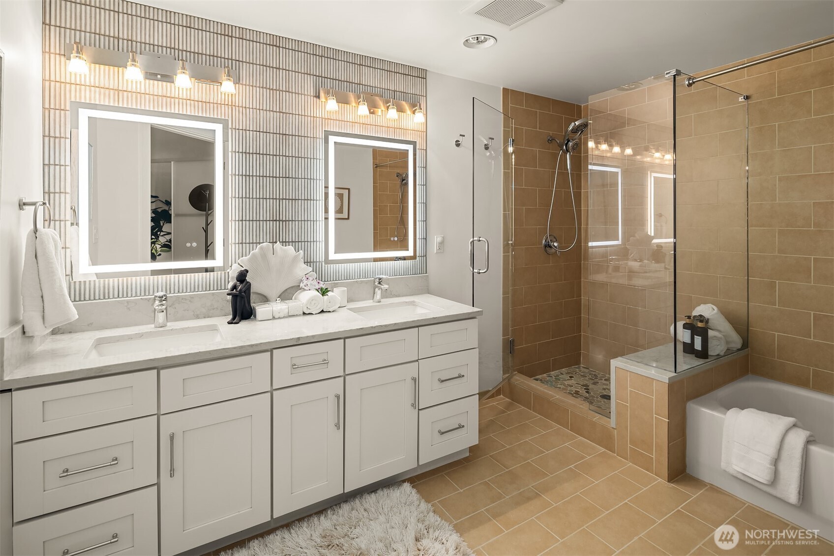 2720 3rd Avenue #416, Seattle, WA 98121