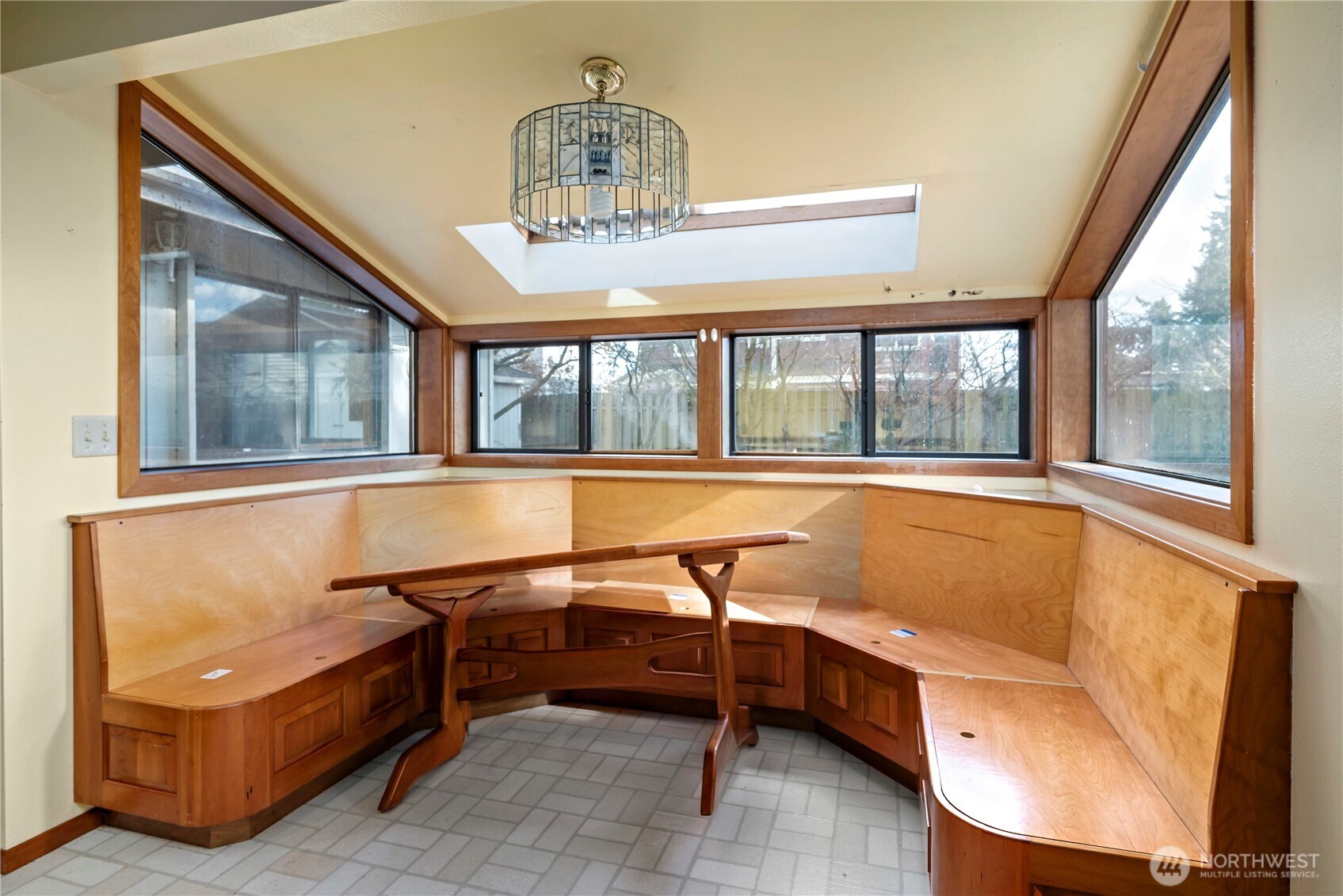 716 Heller Road , Oak Harbor, WA 98277