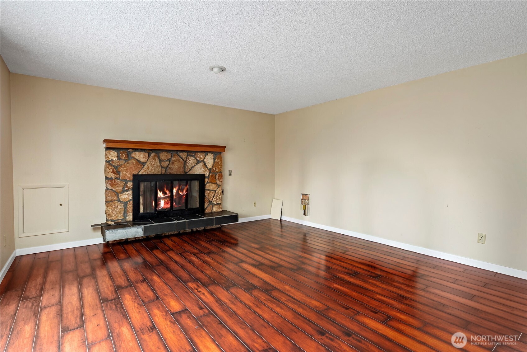 716 Heller Road , Oak Harbor, WA 98277