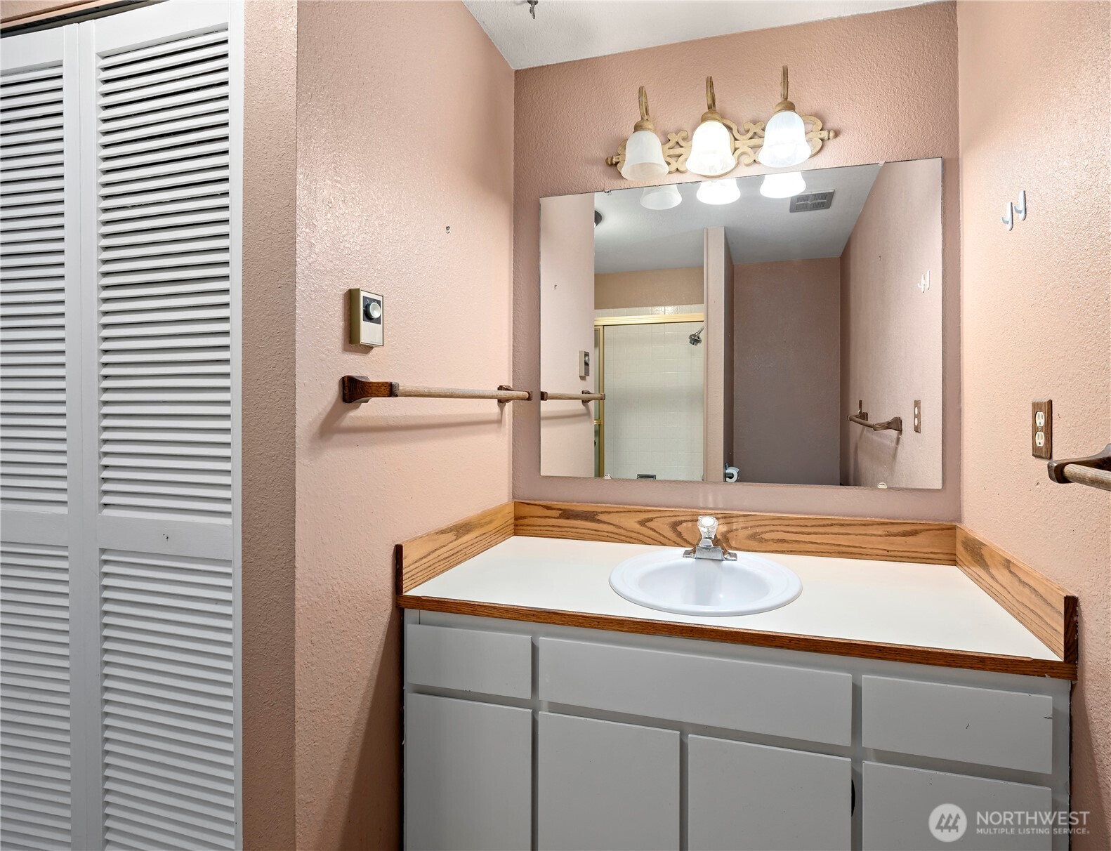 716 Heller Road , Oak Harbor, WA 98277