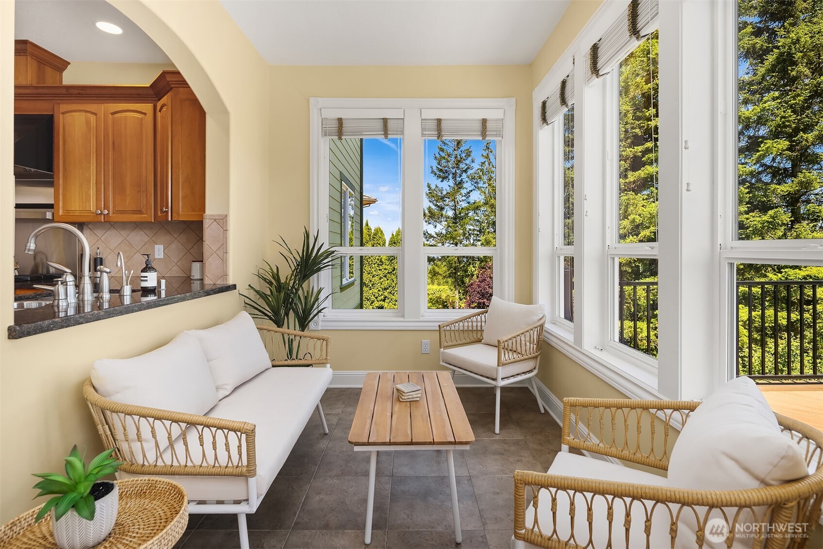 6230 Fairway Place SE, Snoqualmie, WA 98065