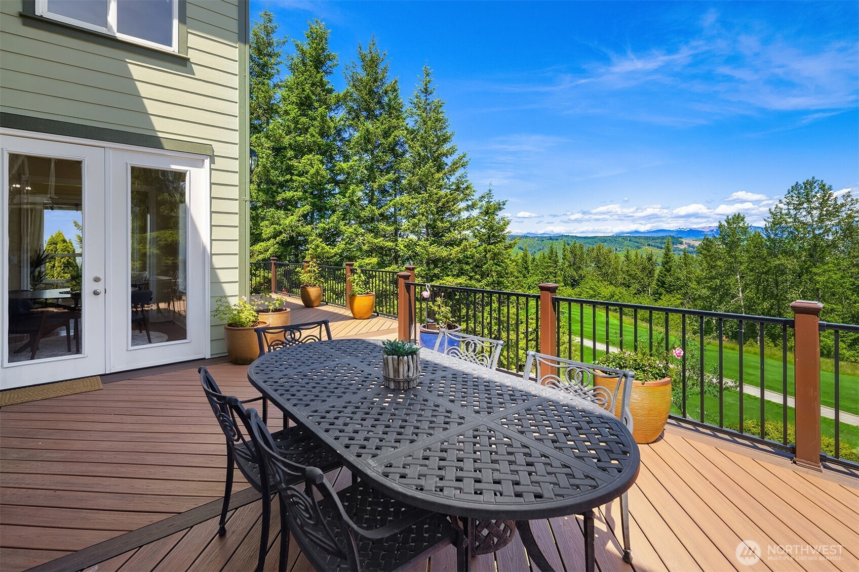 6230 Fairway Place SE, Snoqualmie, WA 98065