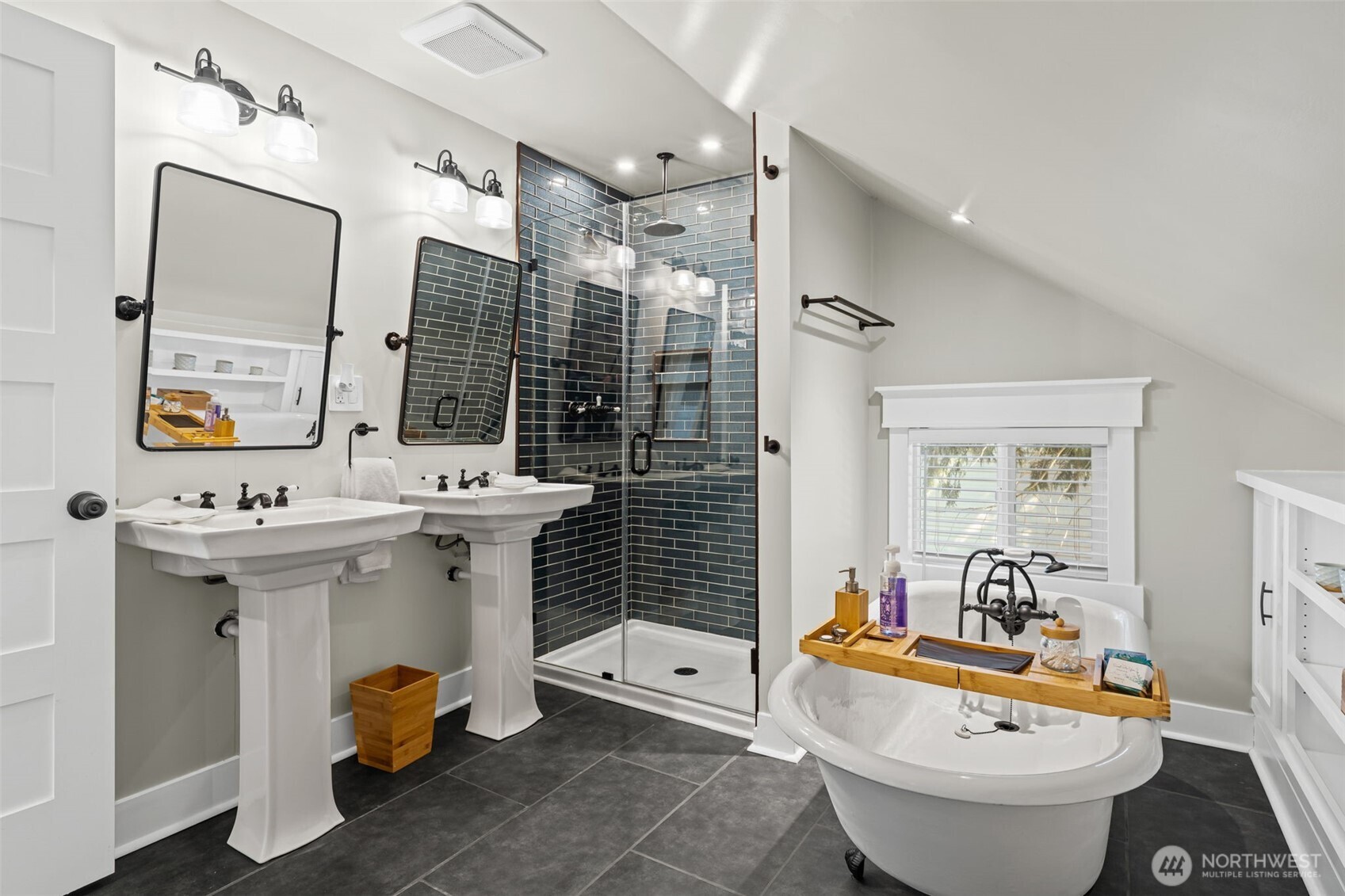 714 S 60th Street , Tacoma, WA 98408