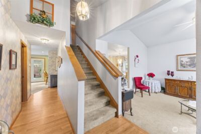 915 129th Street Ct E, Tacoma, WA 98445 - Photo 2