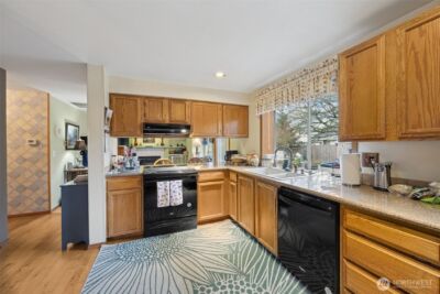 915 129th Street Ct E, Tacoma, WA 98445 - Photo 8