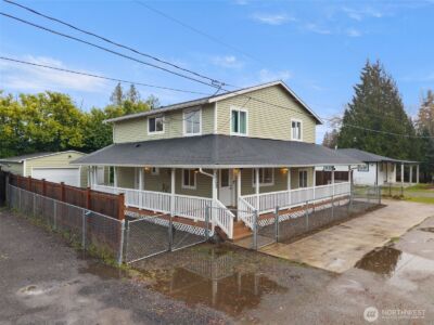 1769 SE Crawford Road , Port Orchard, WA 98366