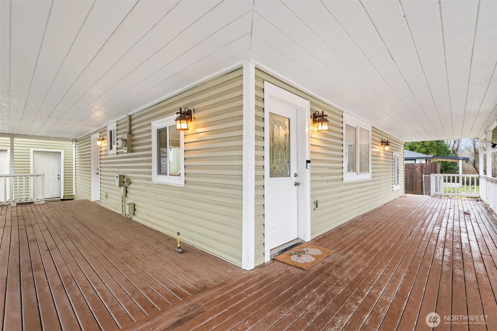 1769 SE Crawford Road , Port Orchard, WA 98366