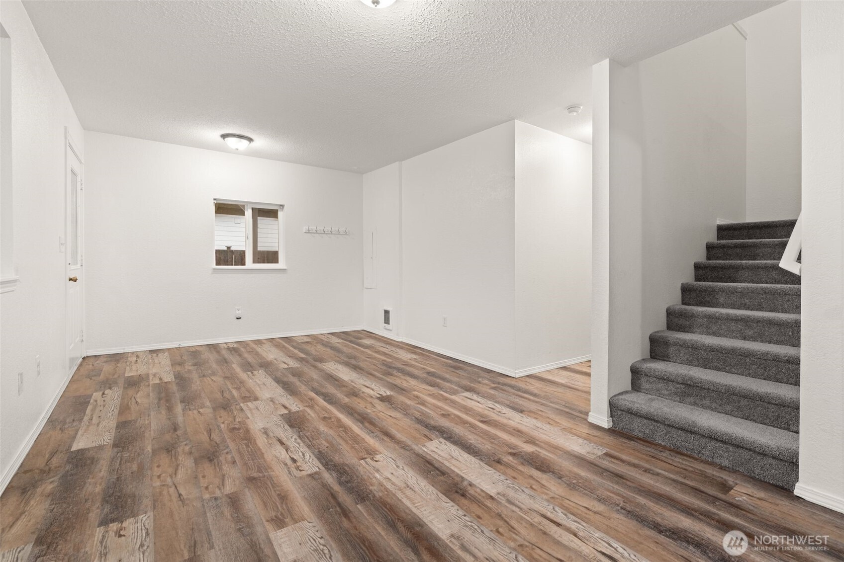 1769 SE Crawford Road , Port Orchard, WA 98366