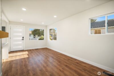 12215 44th Avenue S, Tukwila, WA 98178 - Photo 17