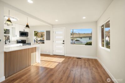 12215 44th Avenue S, Tukwila, WA 98178 - Photo 19