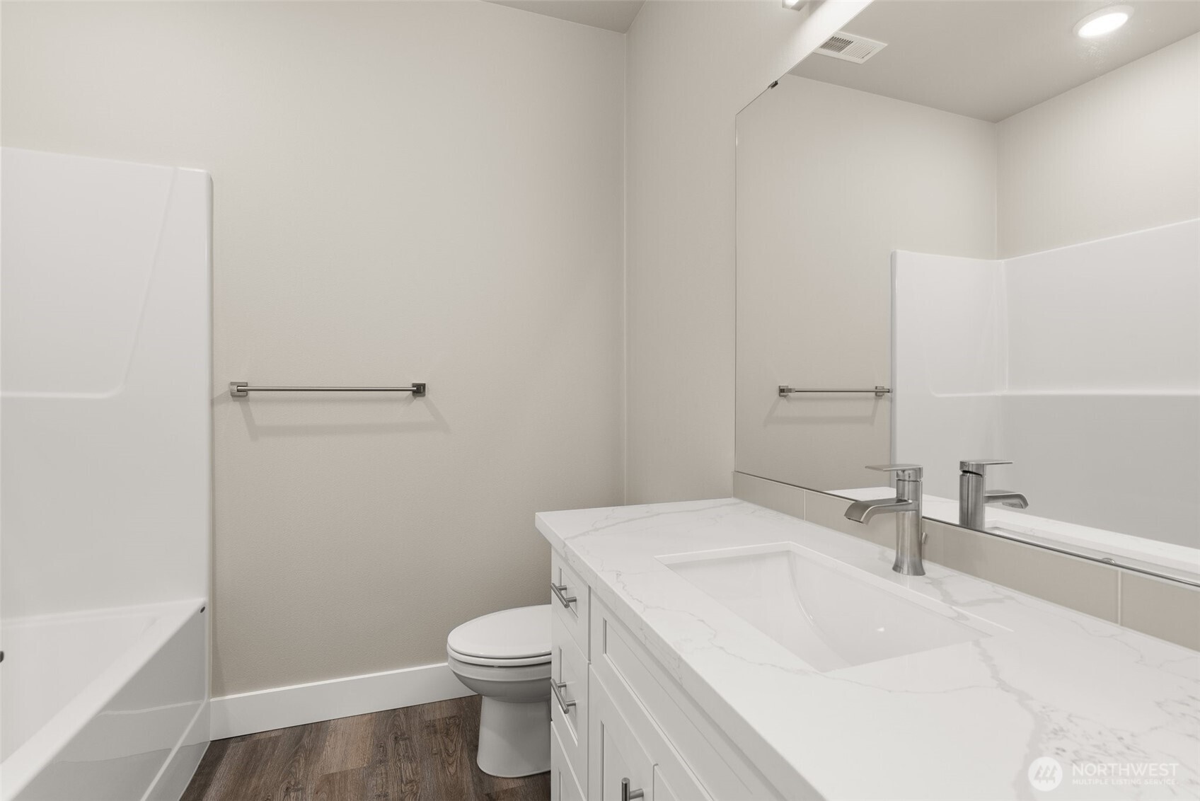 208 Shannon Lewis Lane , Winlock, WA 98596