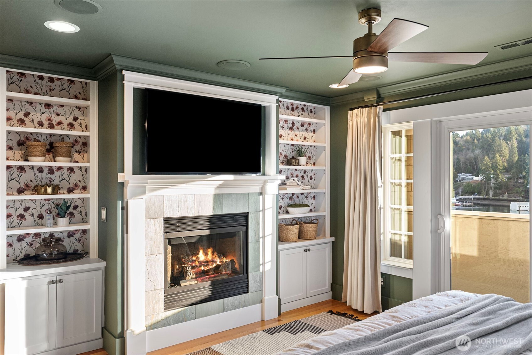 283 Shorewood Ct , Fox Island, WA 98333