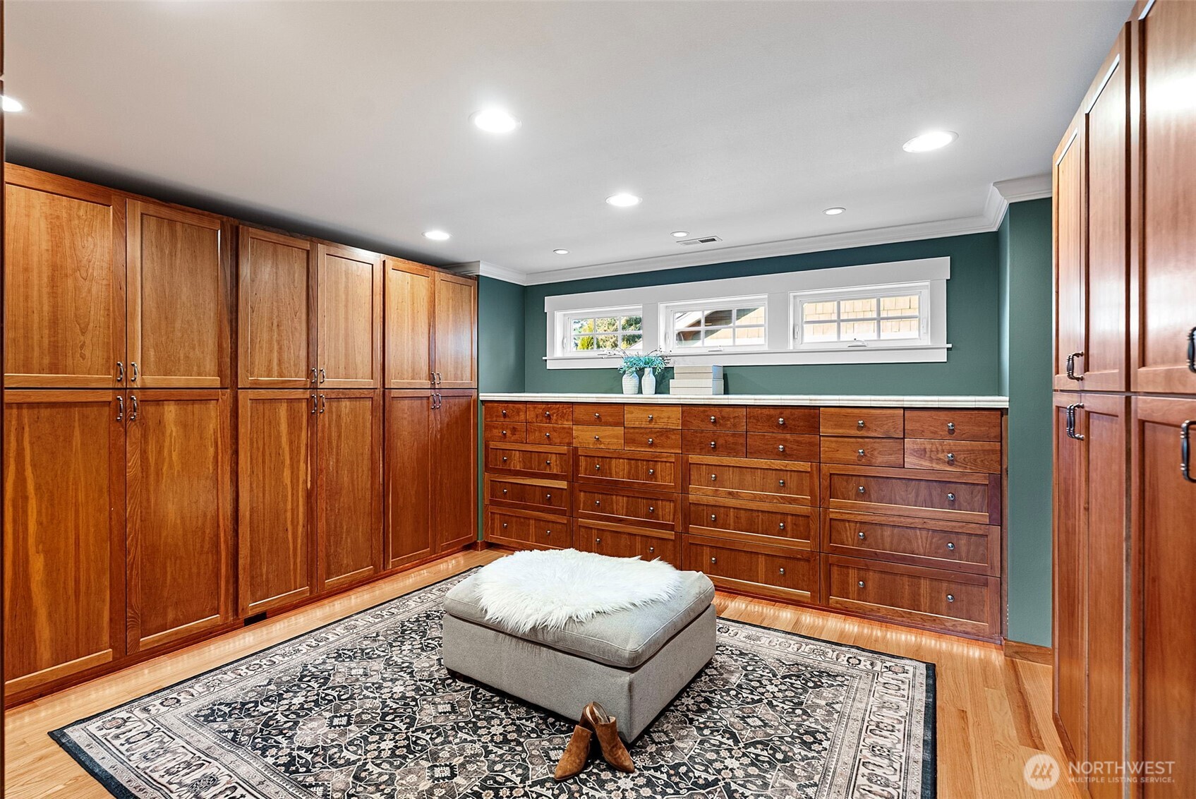 283 Shorewood Ct , Fox Island, WA 98333