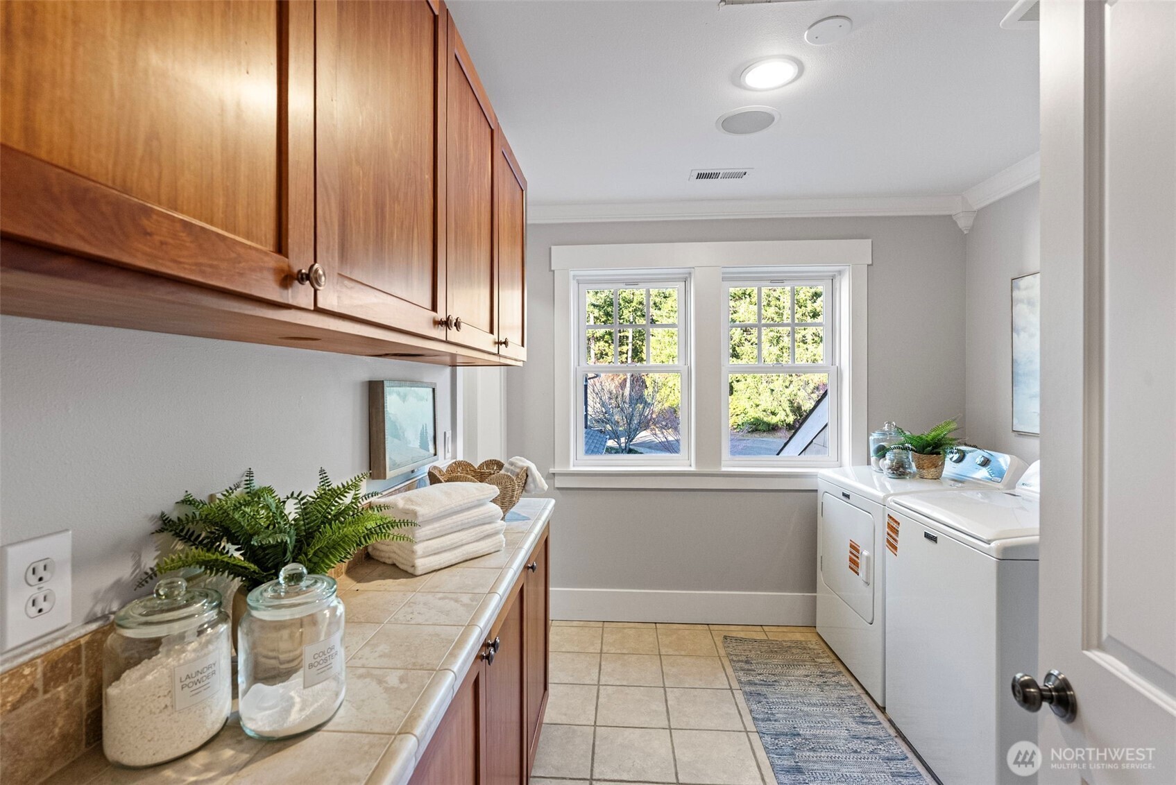 283 Shorewood Ct , Fox Island, WA 98333