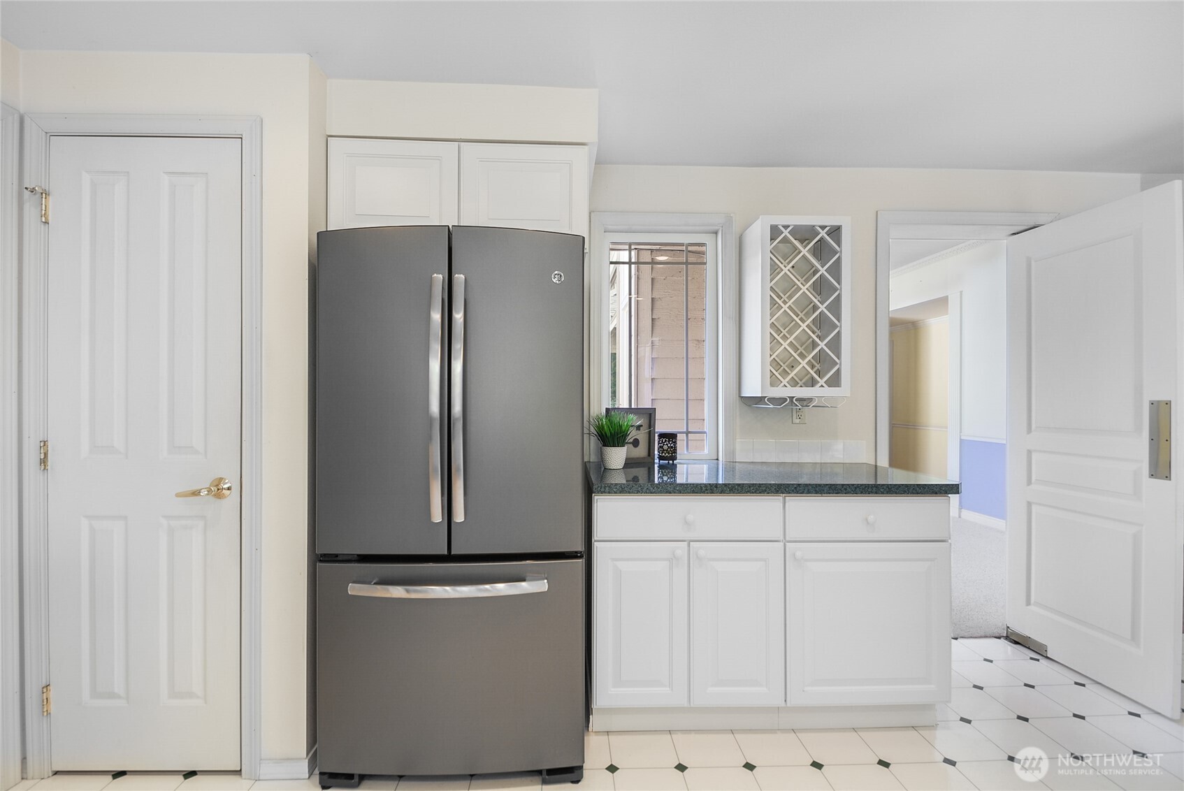 9903 Marine Drive , Marysville, WA 98271