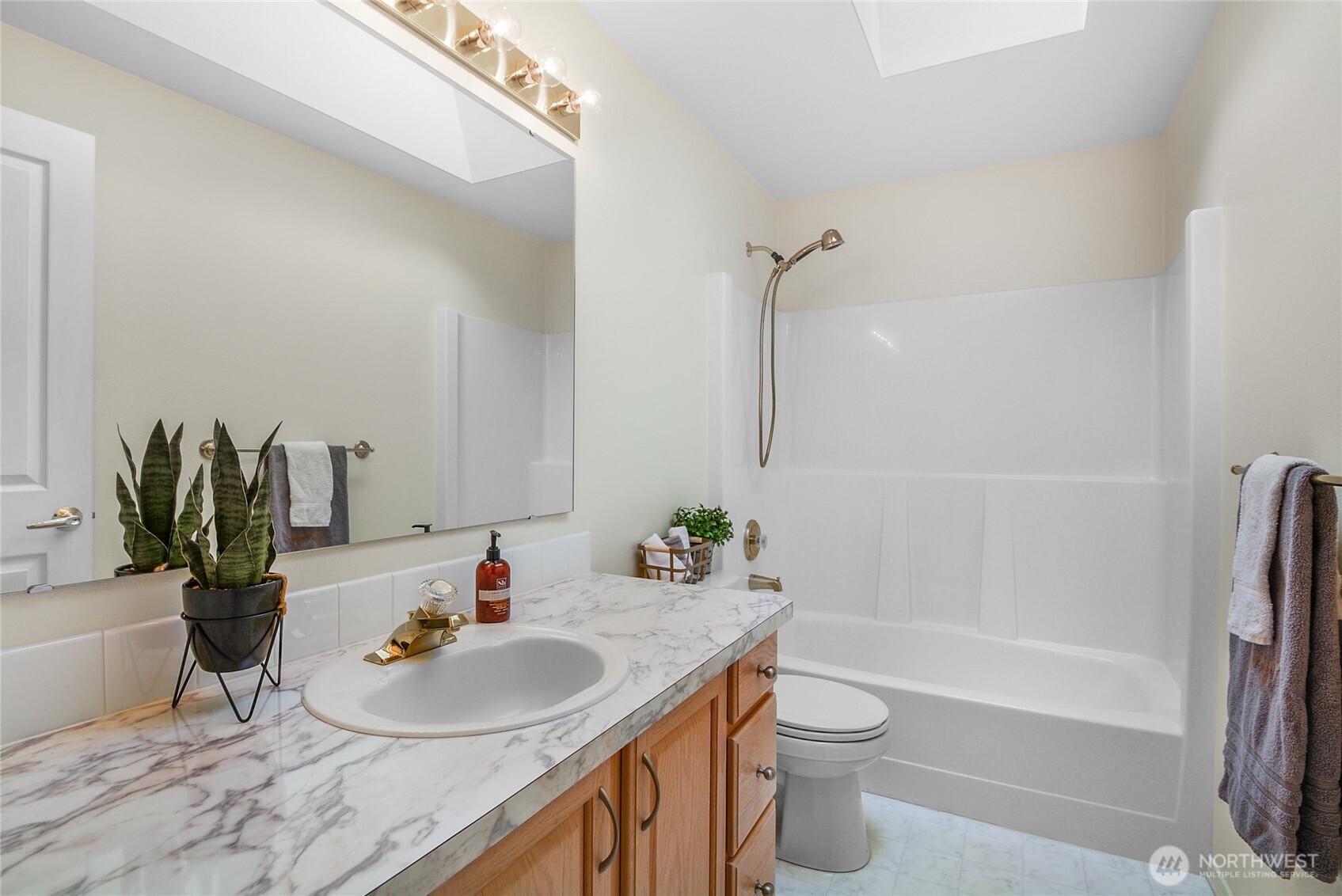 9903 Marine Drive , Marysville, WA 98271