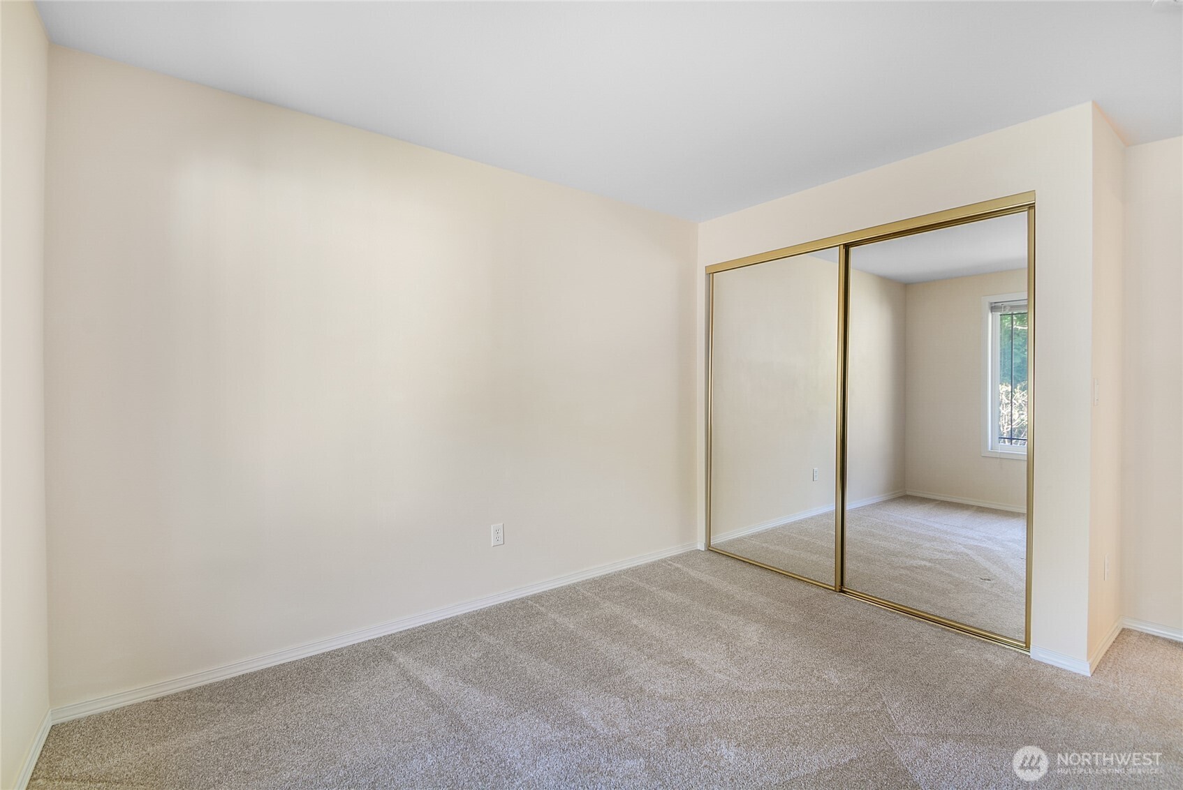 9903 Marine Drive , Marysville, WA 98271