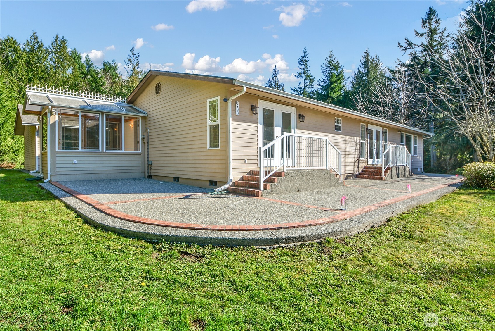 9903 Marine Drive , Marysville, WA 98271