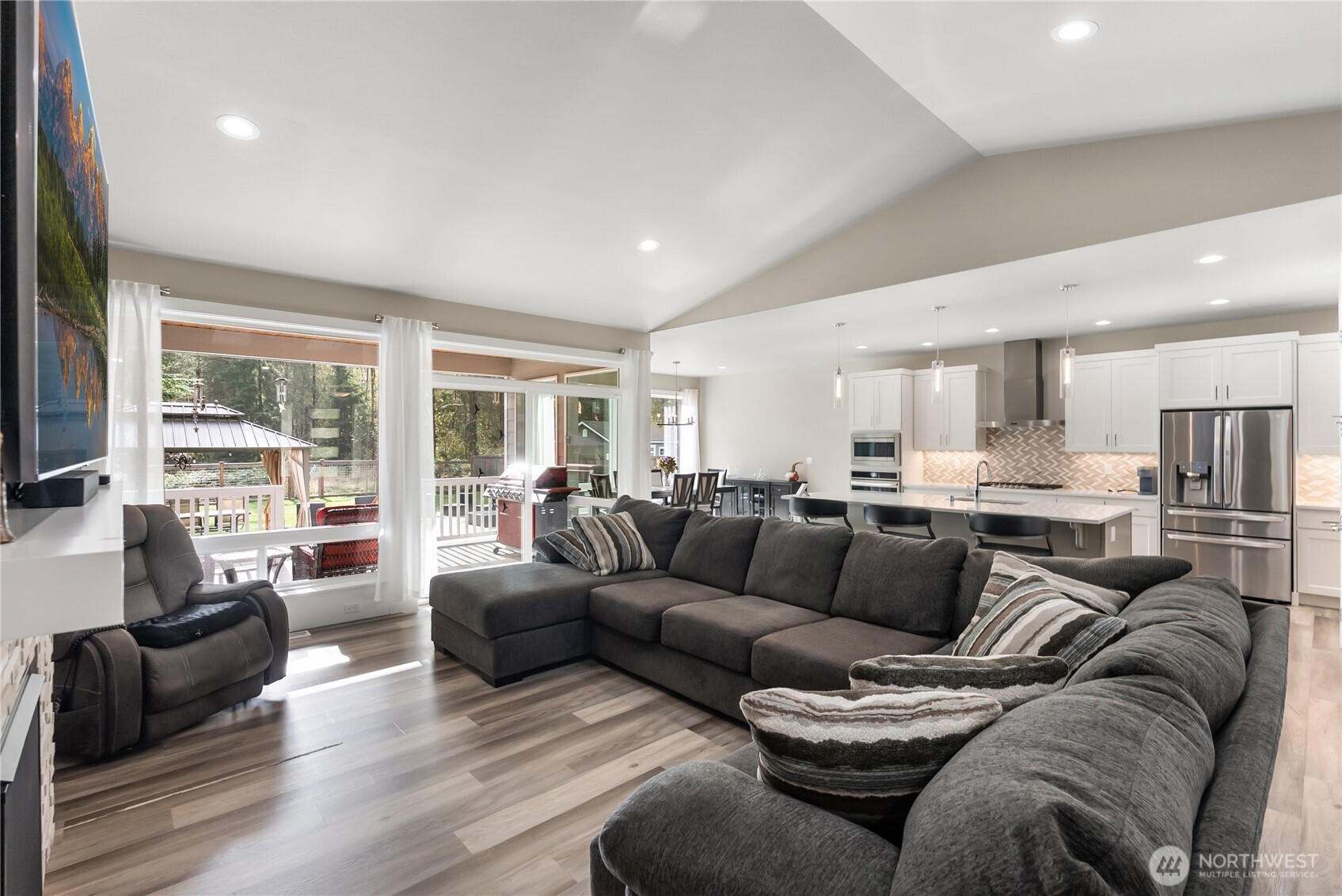 14025 107th Place NE, Lake Stevens, WA 98258