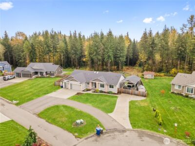 14025 107th Place NE, Lake Stevens, WA 98258 - Photo 3