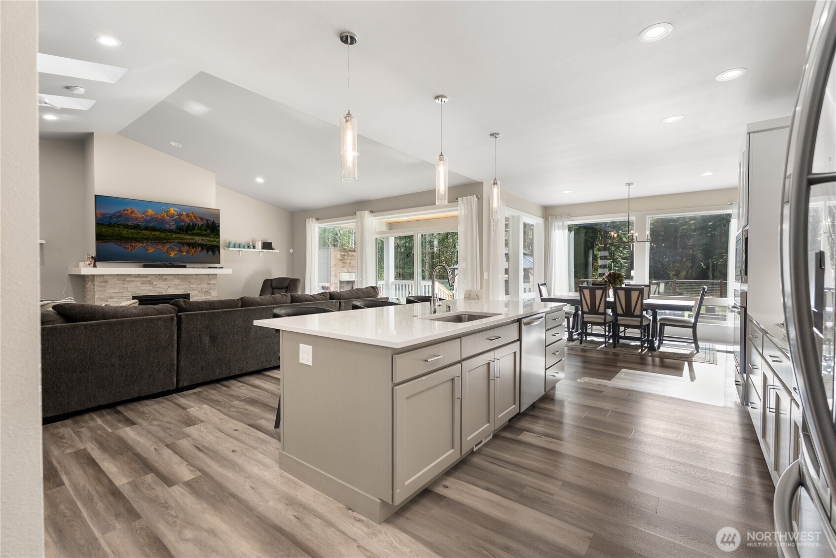 14025 107th Place NE, Lake Stevens, WA 98258