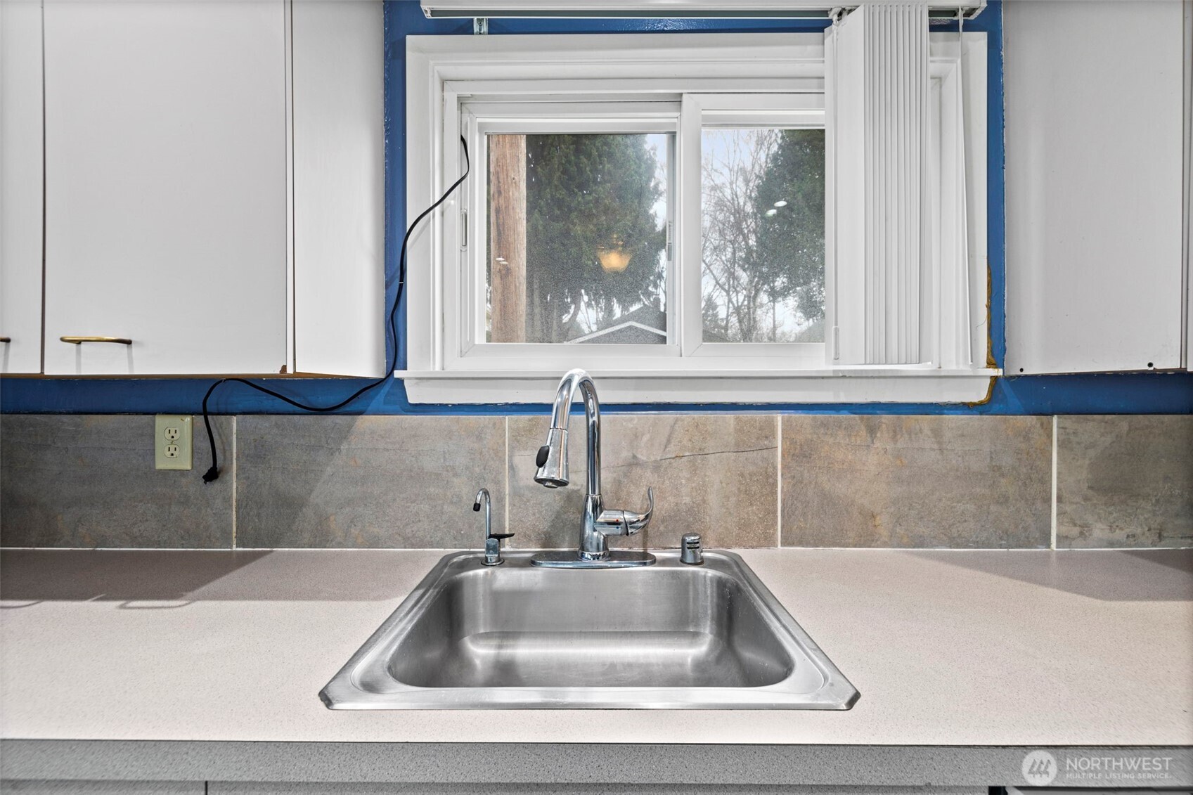 6666 Carleton Avenue S, Seattle, WA 98108-3531