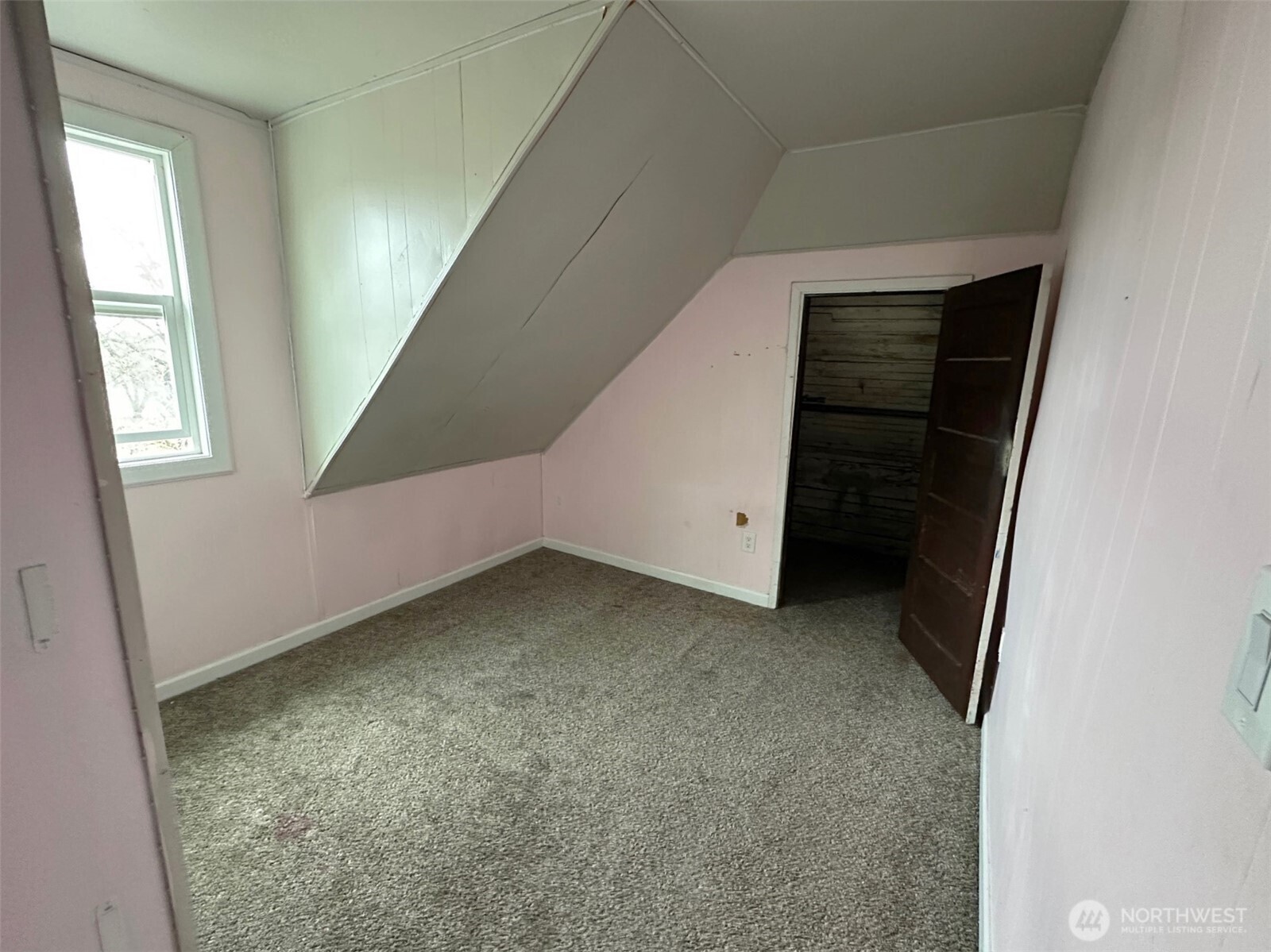 3003 E Bridgeport Avenue , Spokane, WA 99207-5709