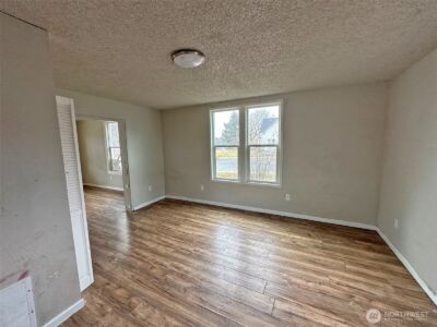 3003 E Bridgeport Avenue , Spokane, WA 99207-5709 - Photo 7