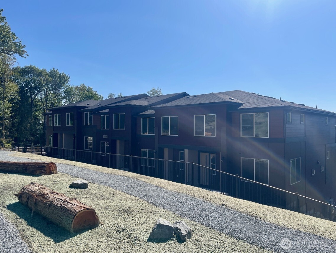 13216 NE 127th Court #A, Kirkland, WA 98034