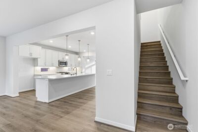 13210 NE 127th Way #D, Kirkland, WA 98034 - Photo 11