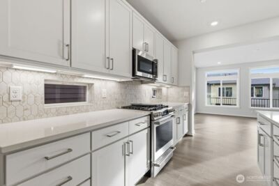 13210 NE 127th Way #D, Kirkland, WA 98034 - Photo 3