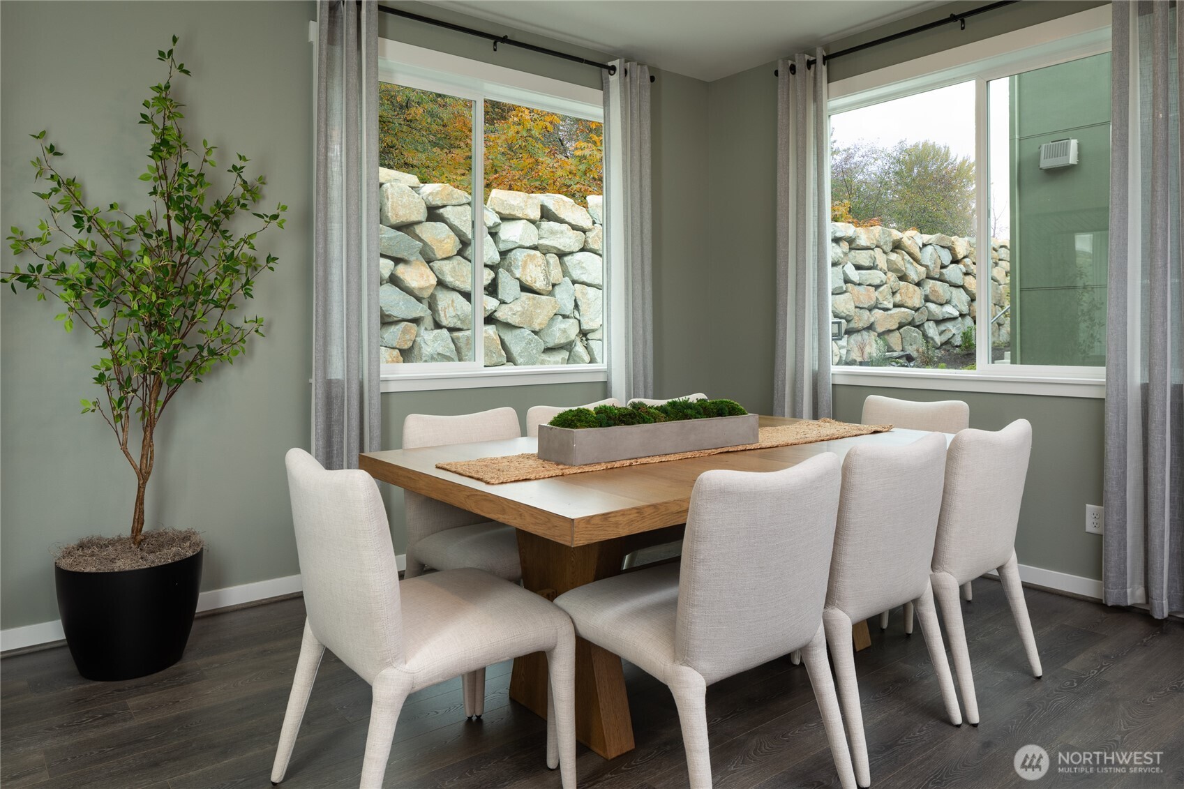 13210 NE 127th Way #B, Kirkland, WA 98034