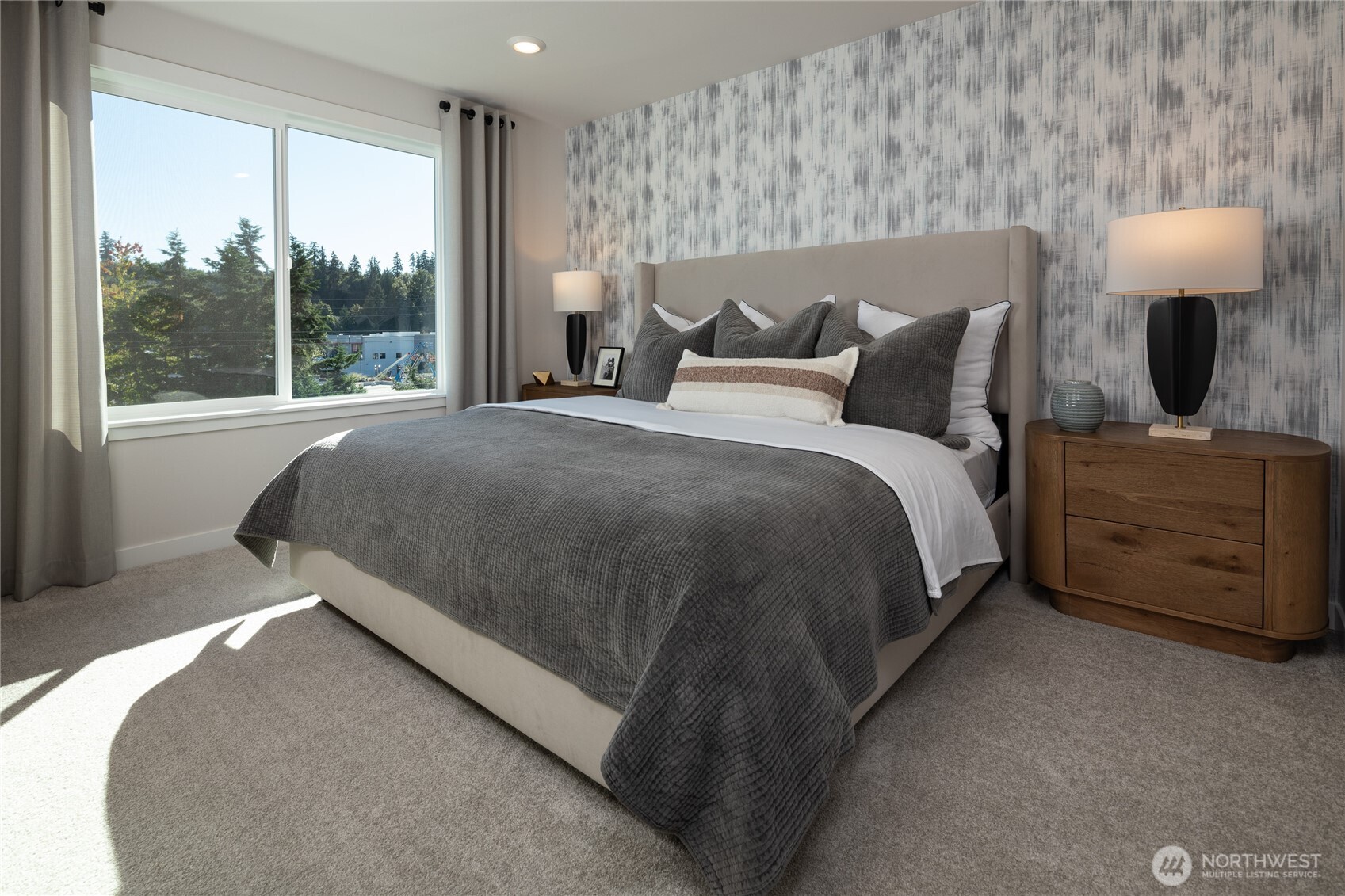 13205 NE 127th Way #D, Kirkland, WA 98034