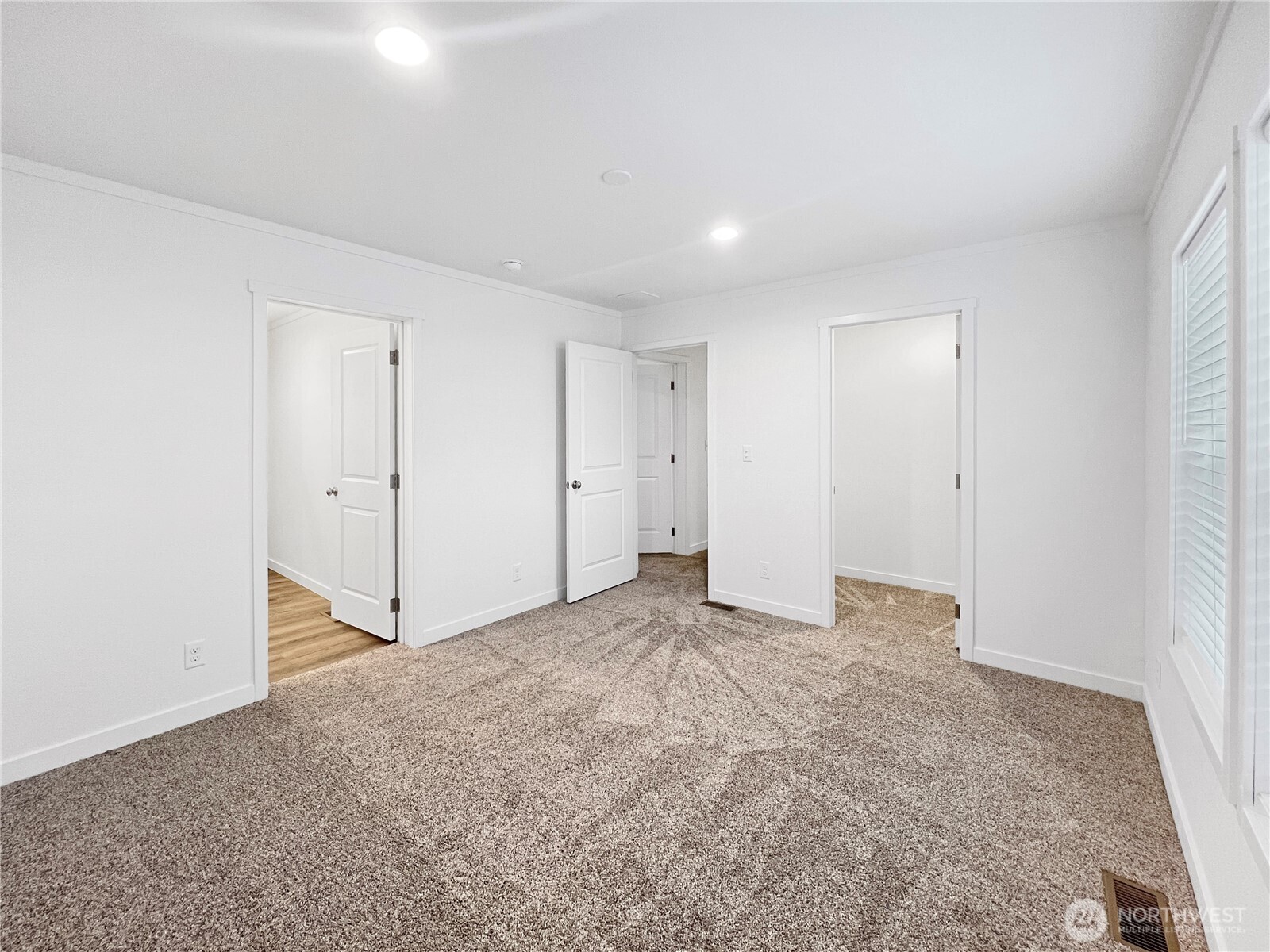 10900 Kuhlman Road SE #84, Olympia, WA 98513