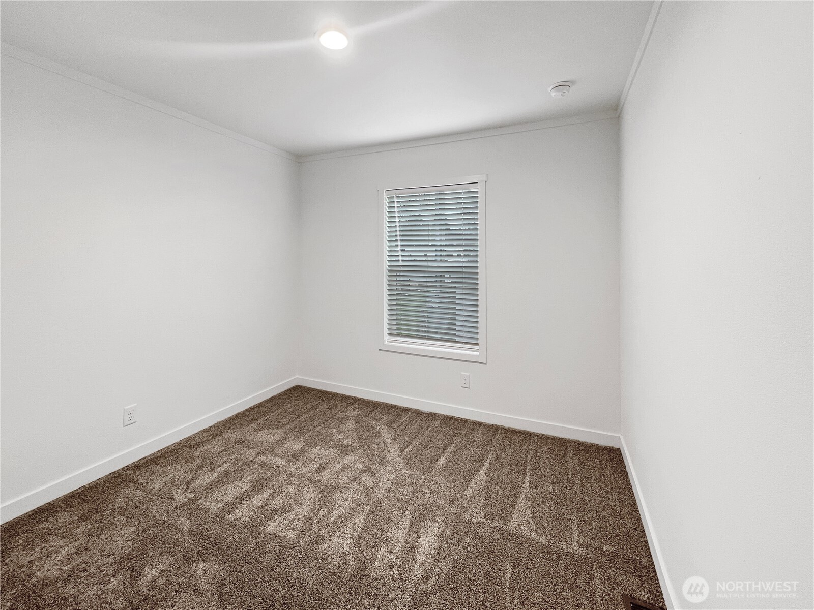 10900 Kuhlman Road SE #84, Olympia, WA 98513