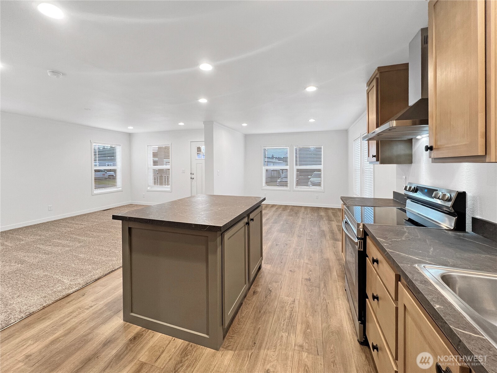 10900 Kuhlman Road SE #84, Olympia, WA 98513