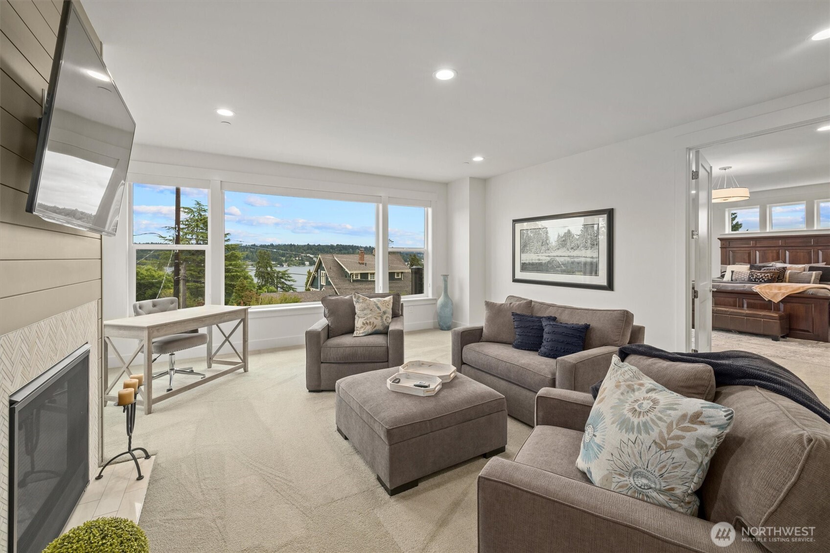 6921 55th Avenue S, Seattle, WA 98118-3411